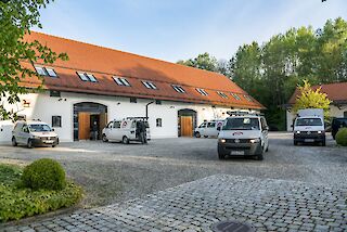 Firmensitz im Reischlhof in Unterbachern